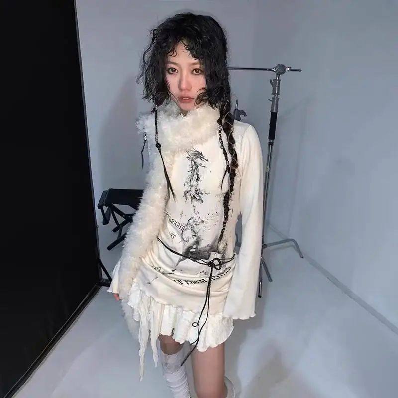 Women's Y2K "Graffiti" Print Knitted Top