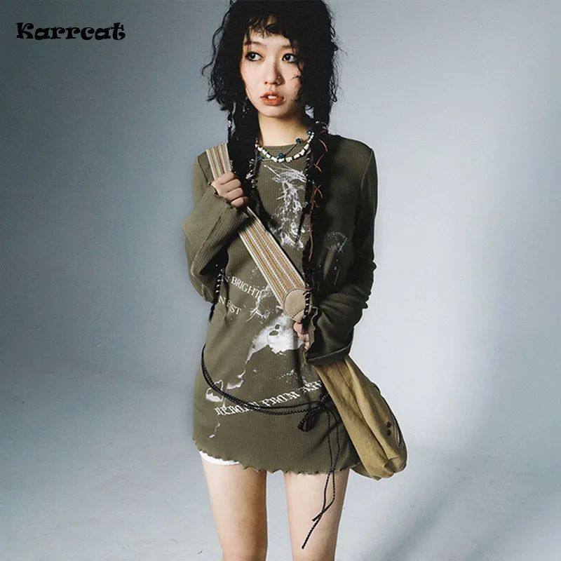 Women's Y2K "Graffiti" Print Knitted Top